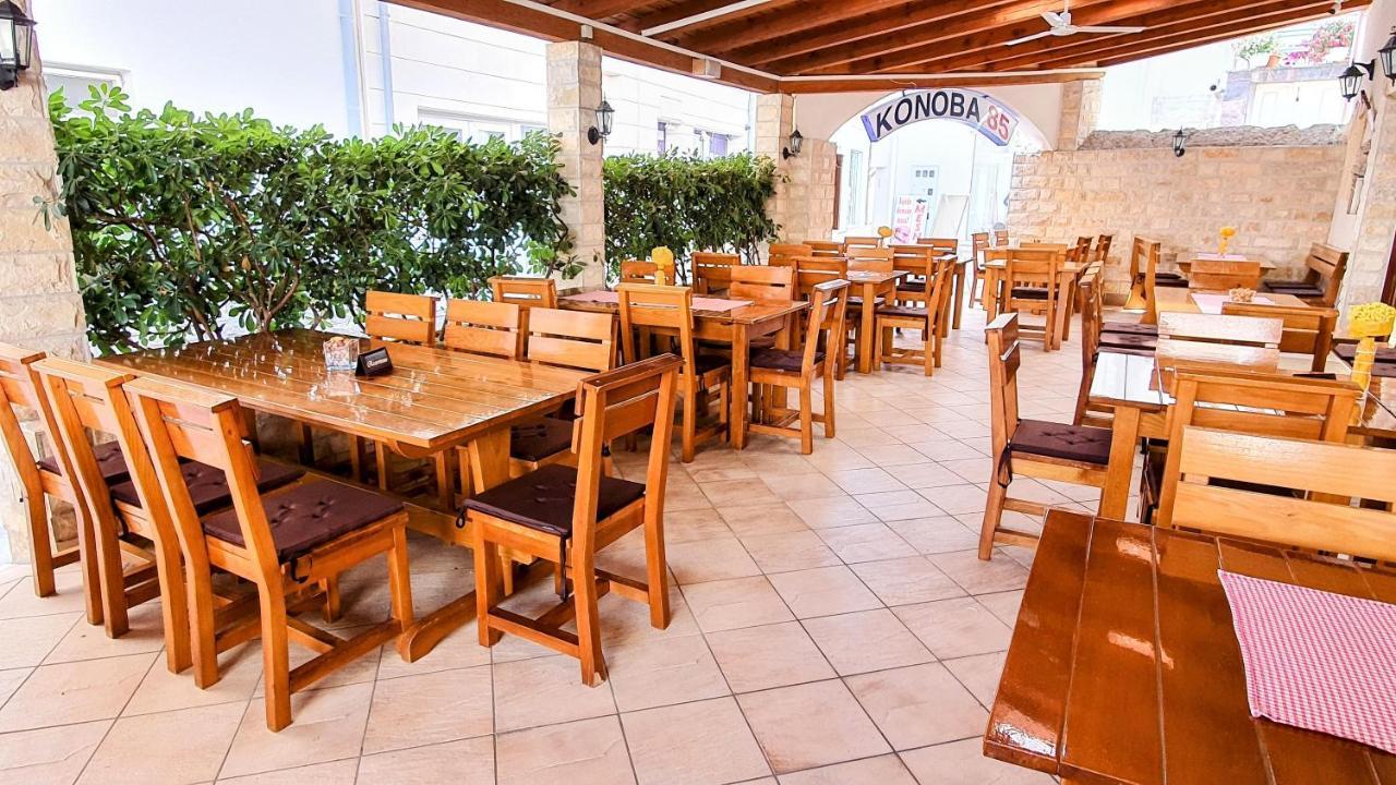 נובליה Villa Palcic מראה חיצוני תמונה