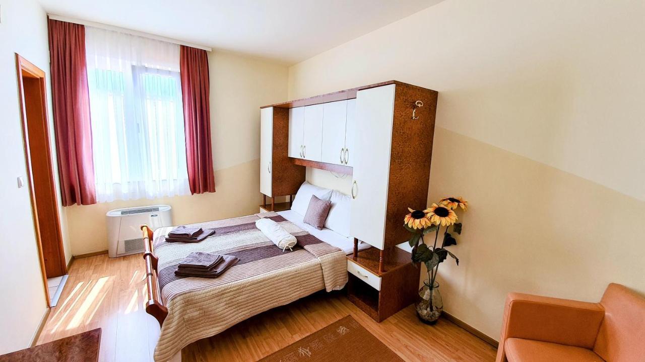 נובליה Villa Palcic מראה חיצוני תמונה