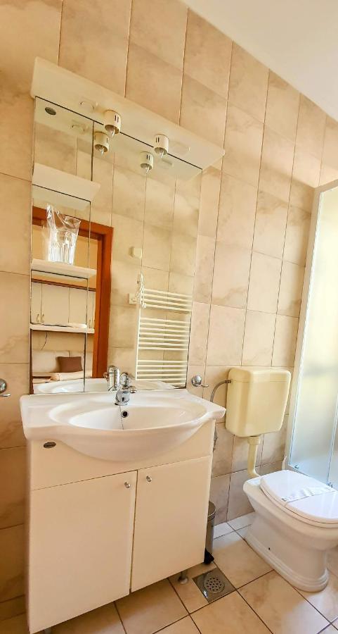 נובליה Villa Palcic מראה חיצוני תמונה