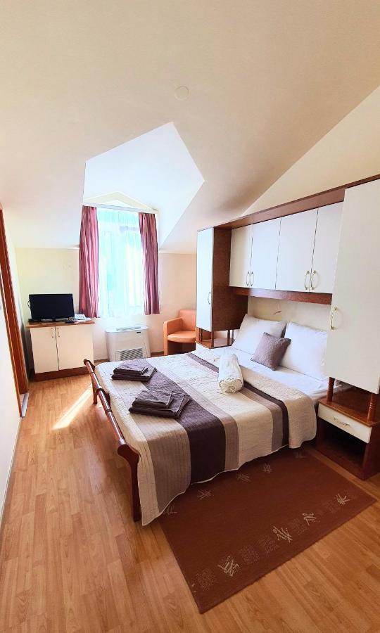 נובליה Villa Palcic מראה חיצוני תמונה